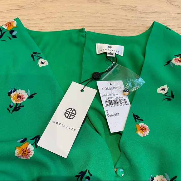 NEW Mini Dress, SOCIALITE, Floral, Flowy Skirt, Button Details, Long Sleeve, S - Picture 10 of 12